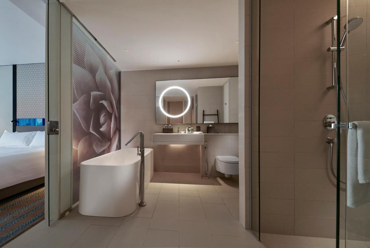 Amari Kuala Lumpur Hotel Екстериор снимка Bathroom